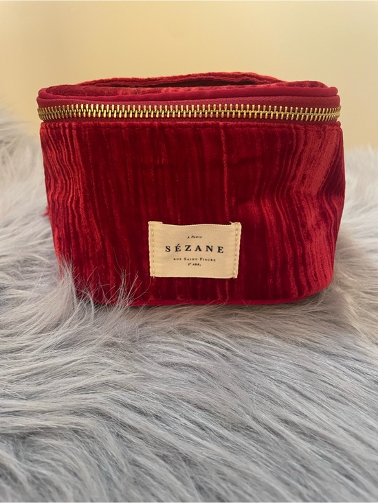 Handbags - *SOLD;DO NOT BUY*NWOT Sézane Red Velvet Cosmetic Bag